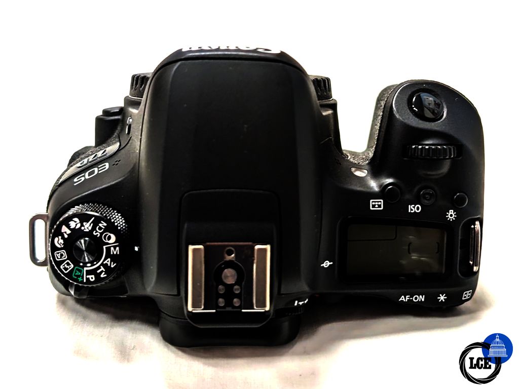 Canon EOS 77D Body - Low 5k Shuttercount!