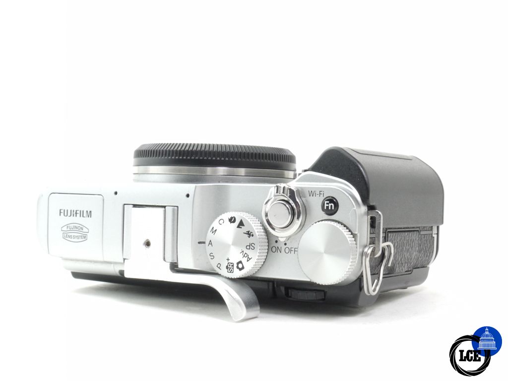 FujiFilm X-M1 Silver Body