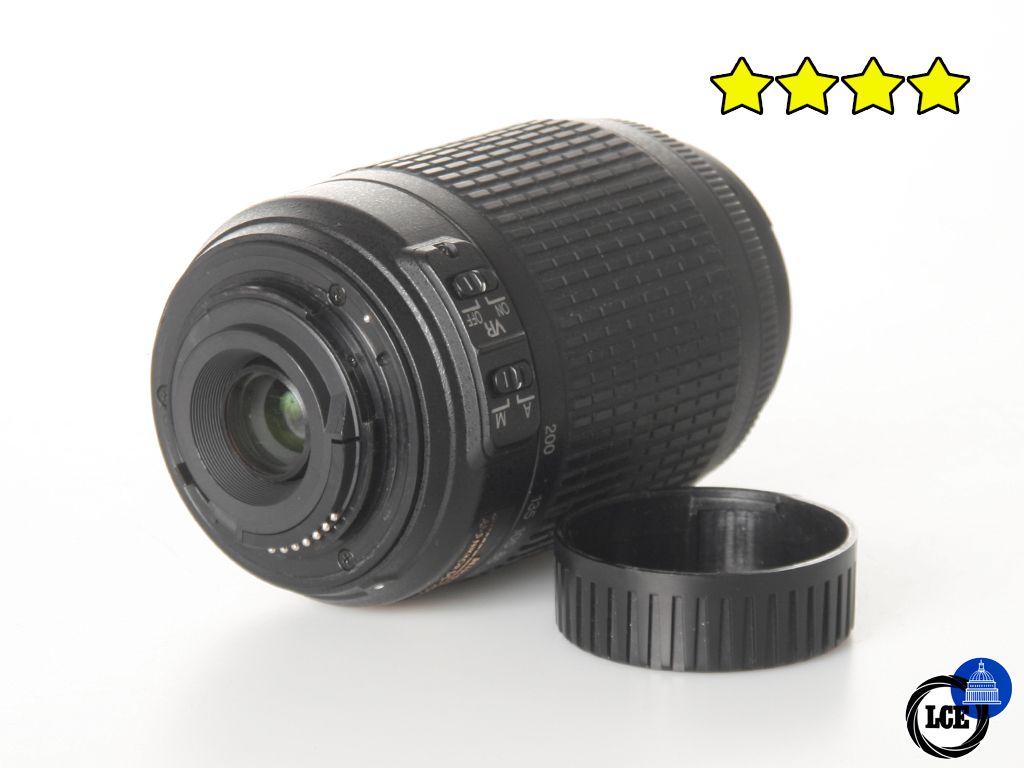 Nikon 55-200mm f4-5.6 G ED VR DX AF-S (with Hood)