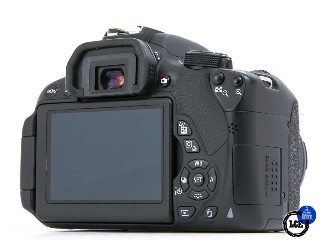 Canon EOS 700D + 18-135mm IS STM **12.5k Shutter Count**