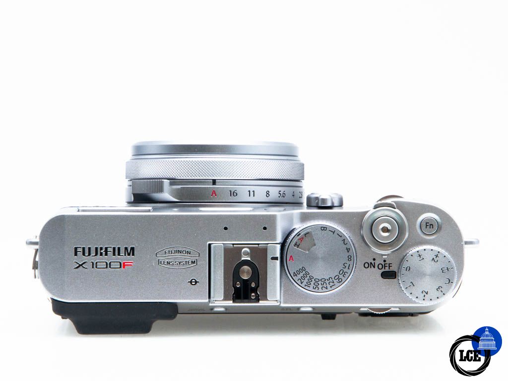 FujiFilm X100F - Silver