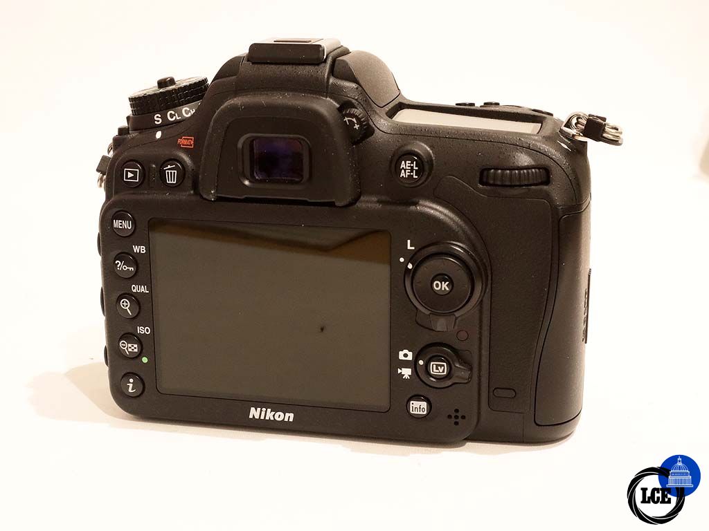 Nikon D7100 Body