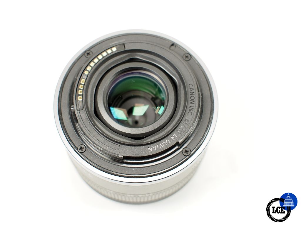 Canon RF 24-50mm f4.5-6.3 IS STM