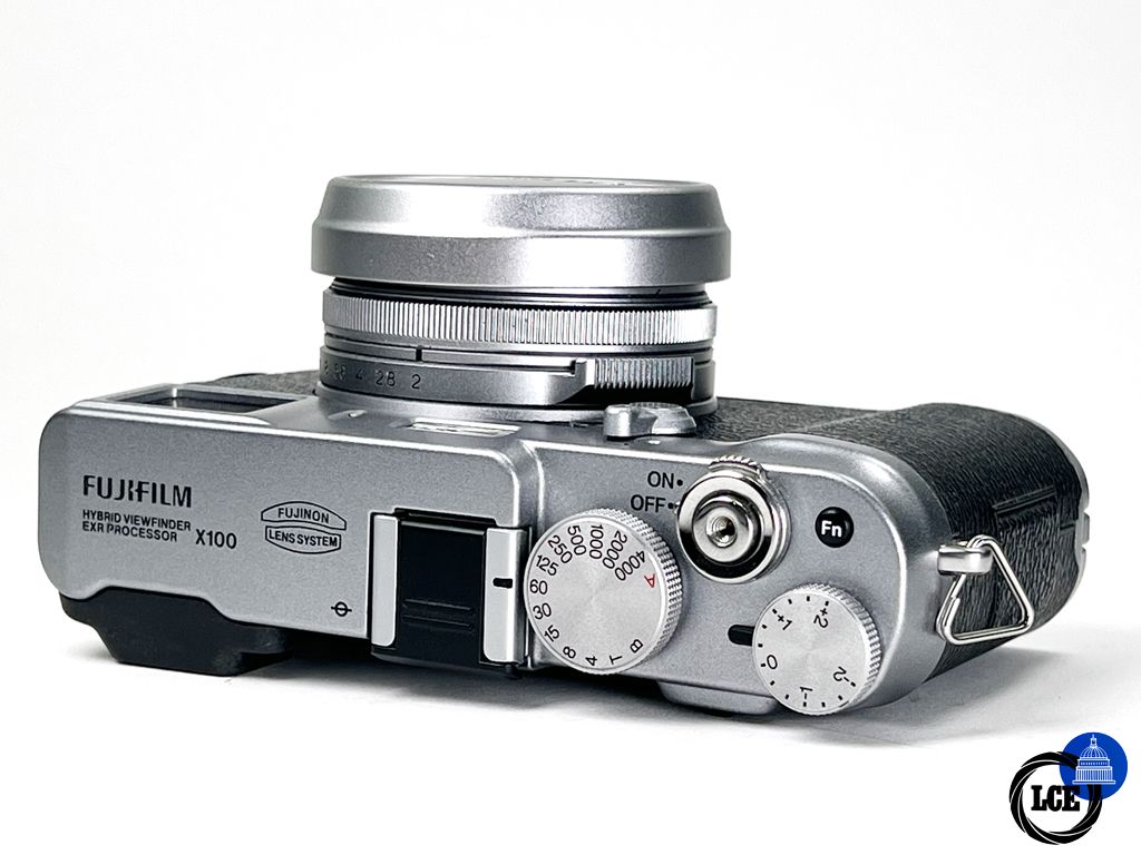 FujiFilm X100 