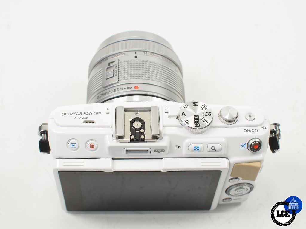 Olympus Pen Lite  E-PL5 white body with 14-42mm f3.5-5.6 II R