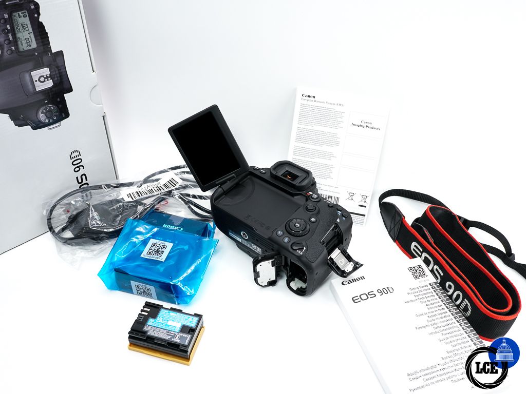 Canon EOS 90D Body * MINT & BOXED *