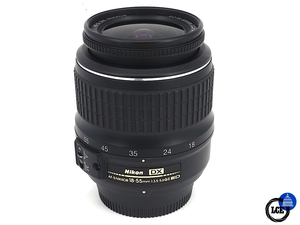 Nikon AF-S 18-55mm F3.5-5.6 G II ED DX | 4*