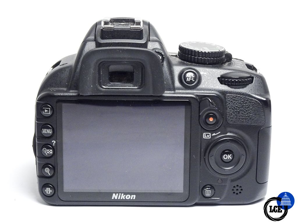 Nikon D3100 + 18-55mm f/3.5-5.6G AF-S VR DX