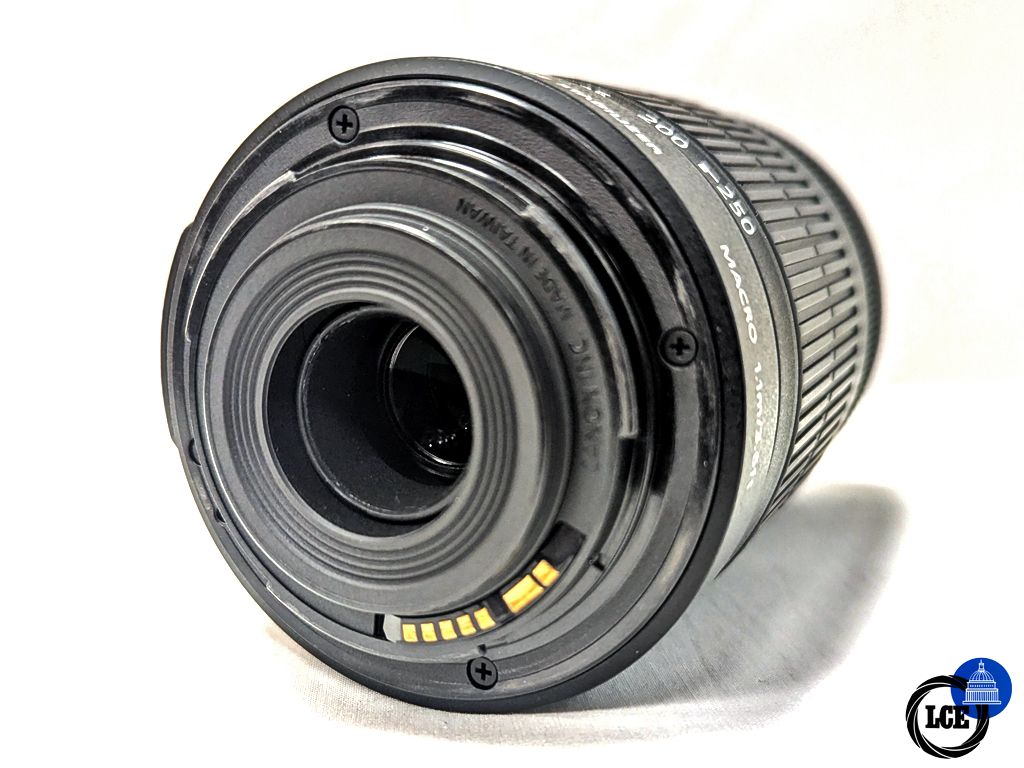 Canon EF-S 55-250mm F4-5.6 IS II 