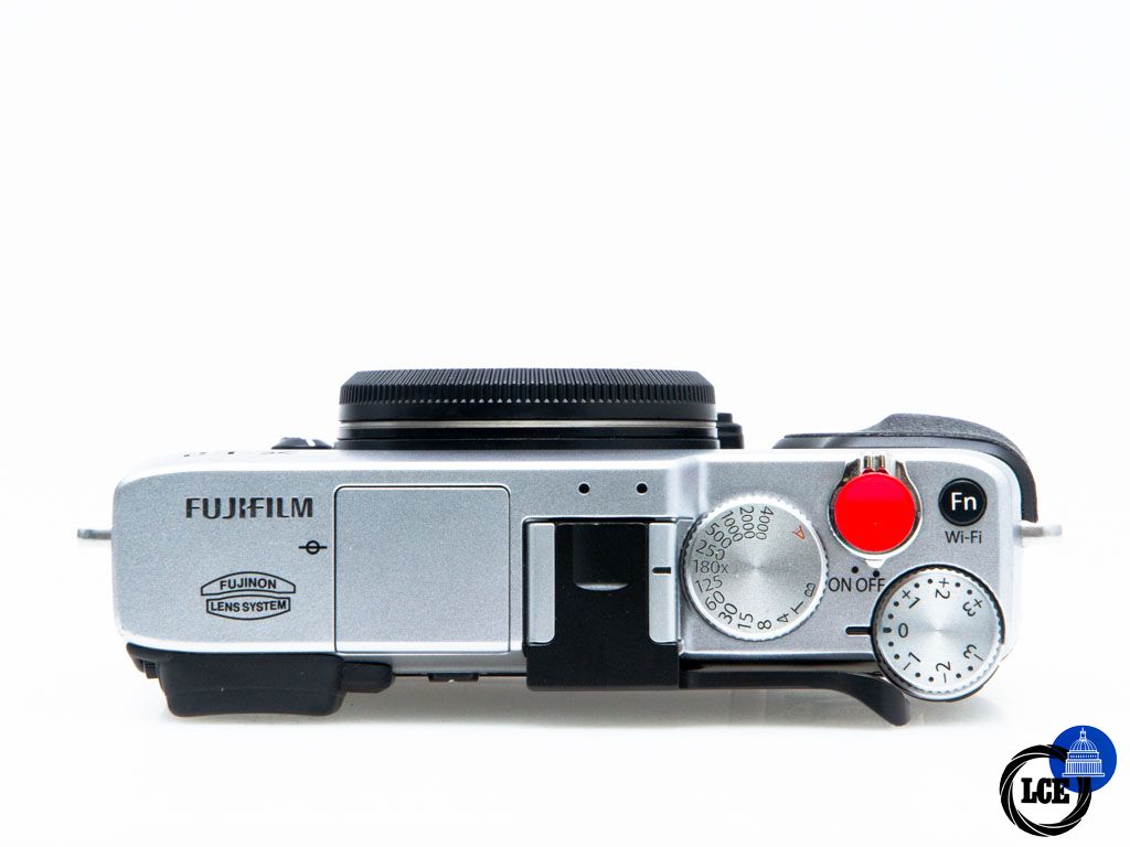 FujiFilm X-E2 Body - Silver