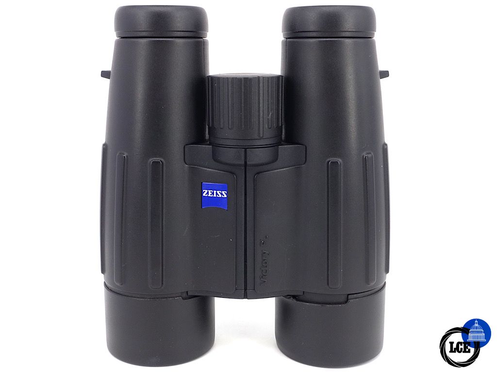 Zeiss Victory FL 10x42 T* + Case | 4*