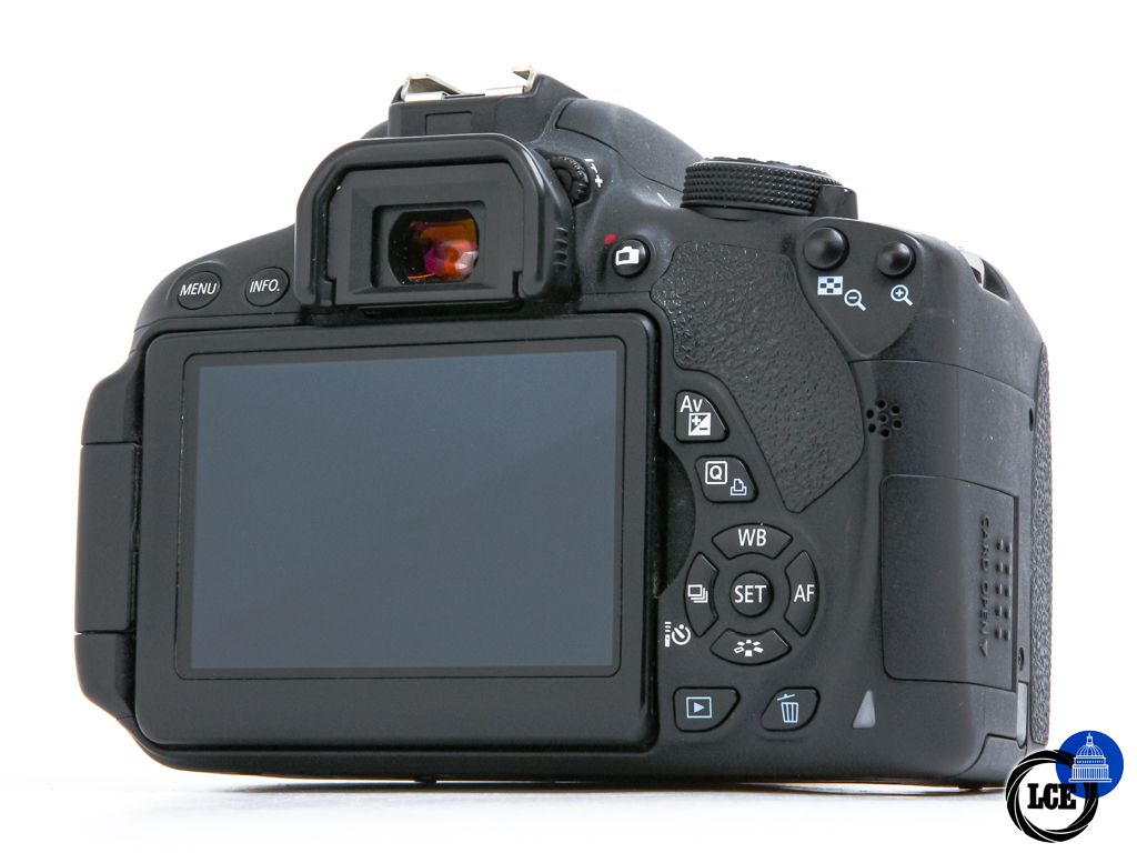 Canon EOS 700D + 18-55mm IS STM **12.5k Shutter Count**