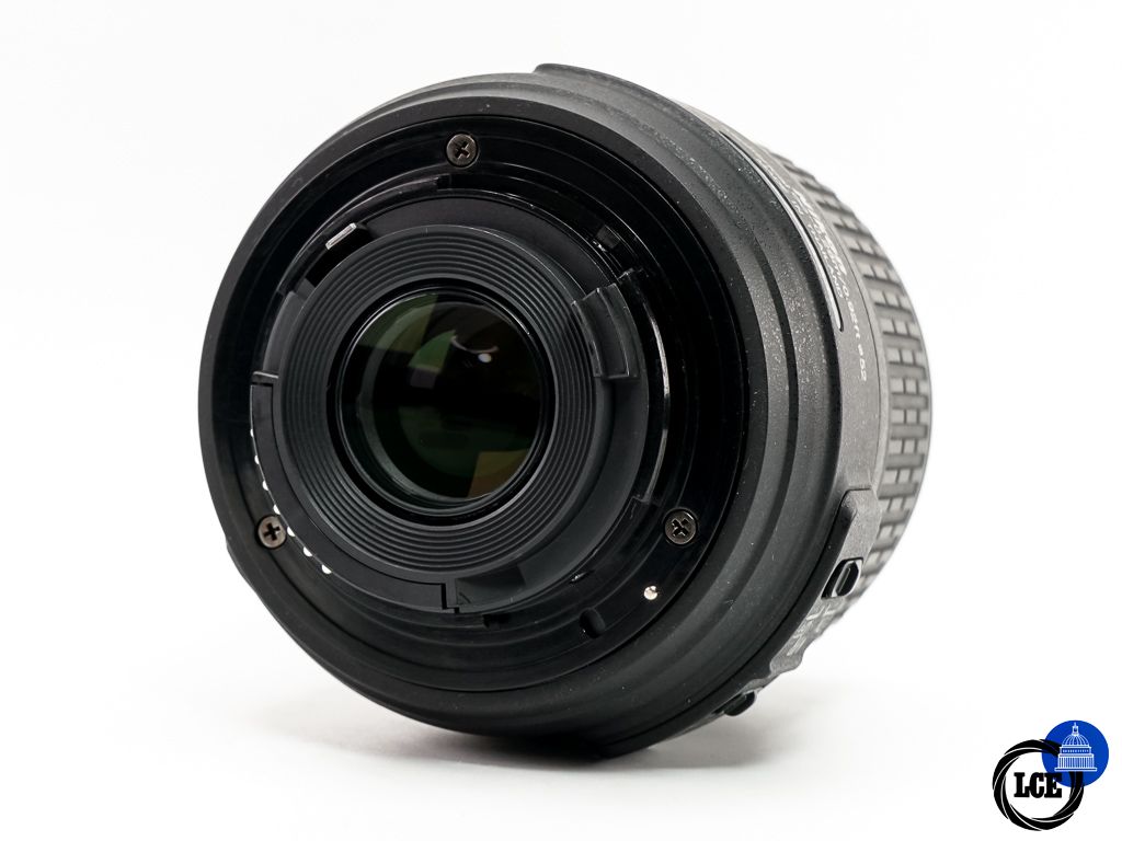 Nikon AF-S 18-55mm F3.5-5.6G DX VR