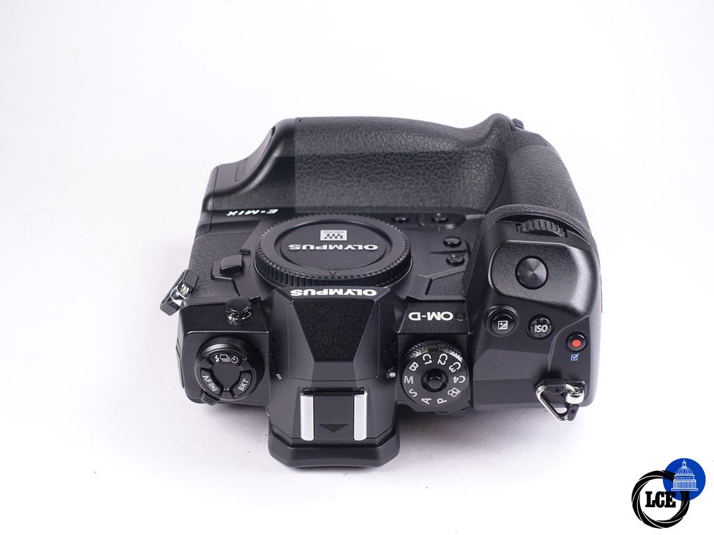 Olympus E-M1X body 1.5k actuations