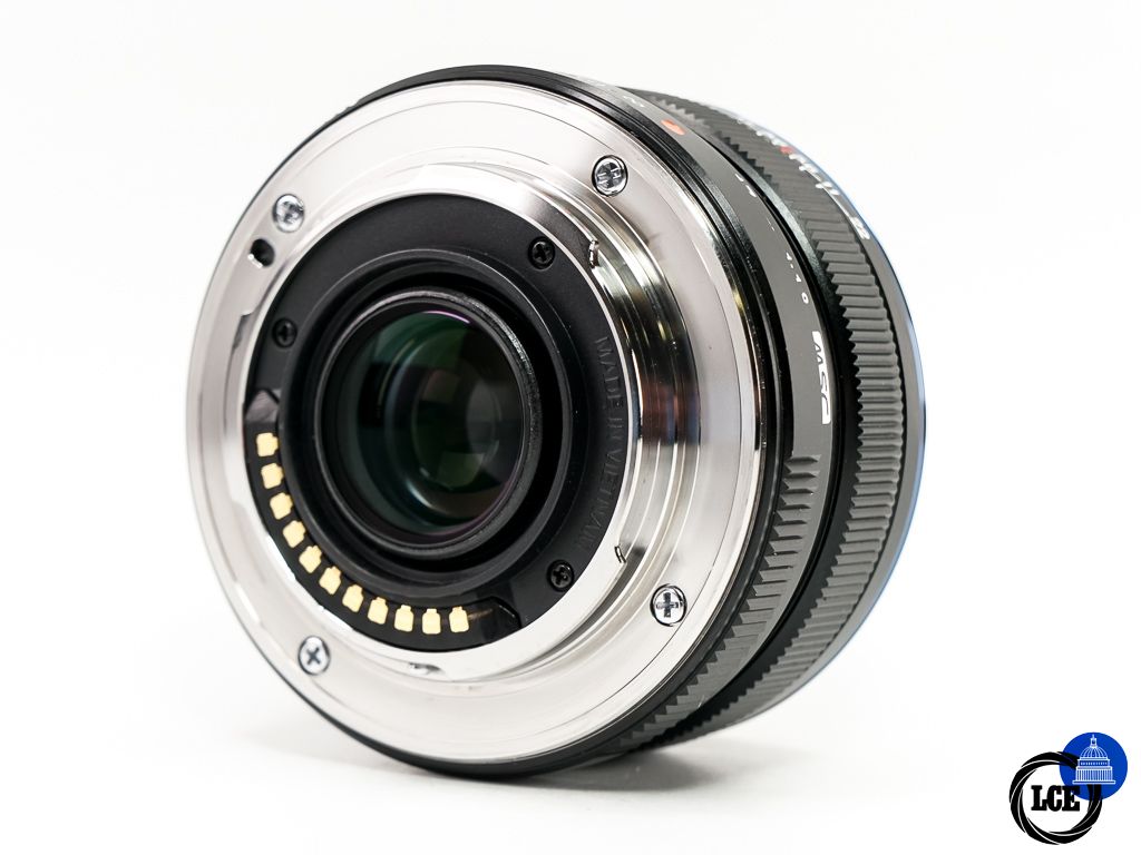 Olympus 17mm F1.8 Black