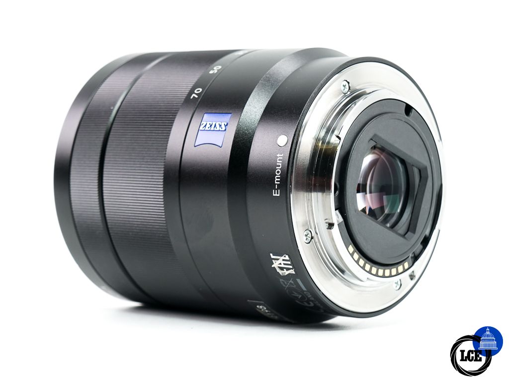 Sony E 16-70mm F4 ZA OSS Zeiss Vario-Tessar T* 