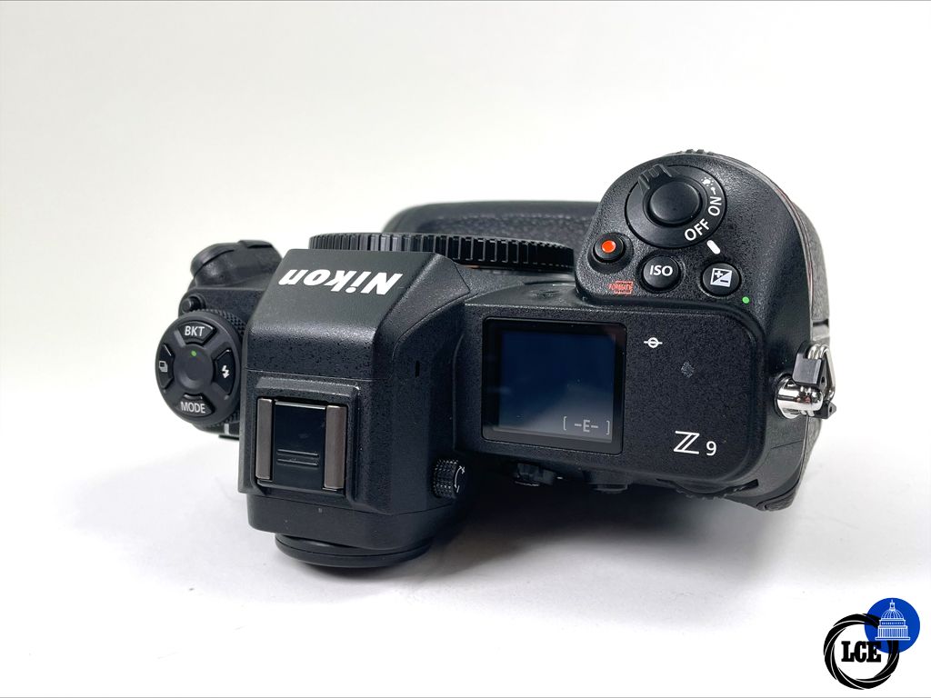 Nikon Z 9 Body *2x EN-EL18D Batteries*