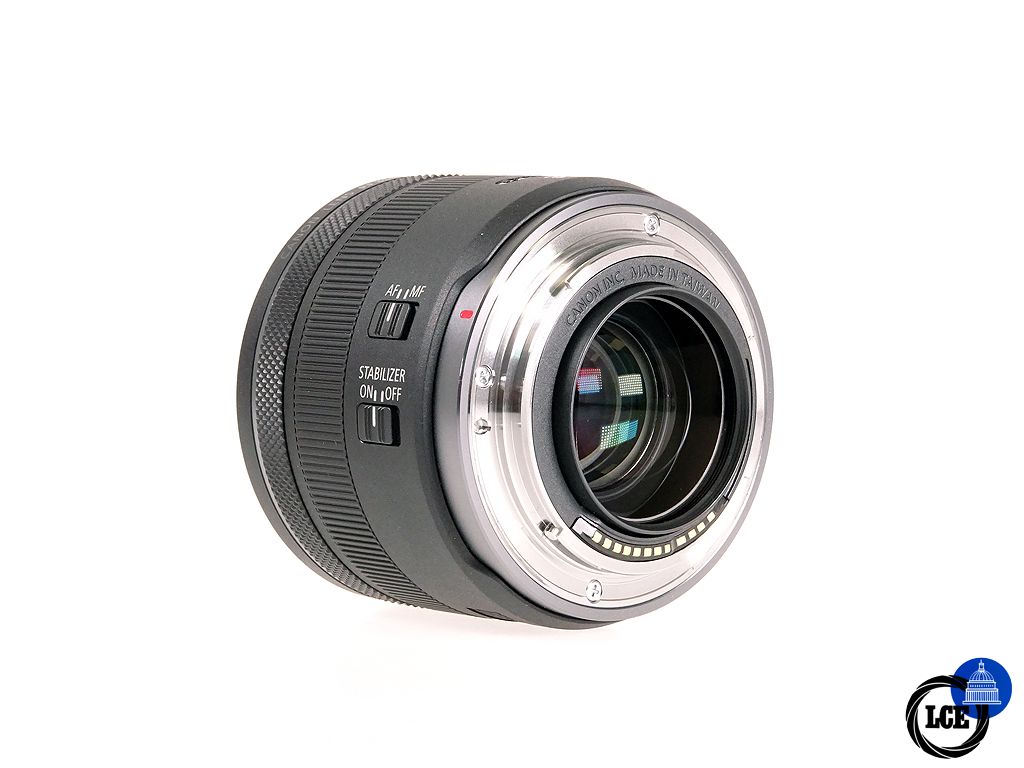 Canon RF 35mm f1.8 Macro IS STM