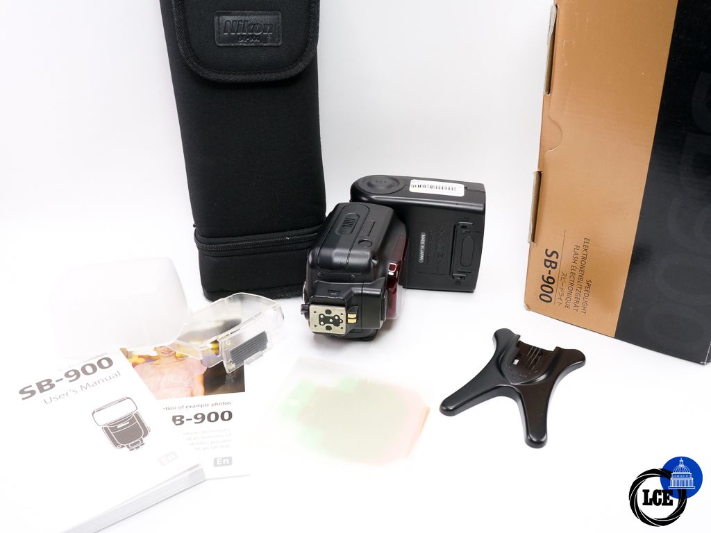 Nikon SPEEDLIGHT SB-900 * BOXED *