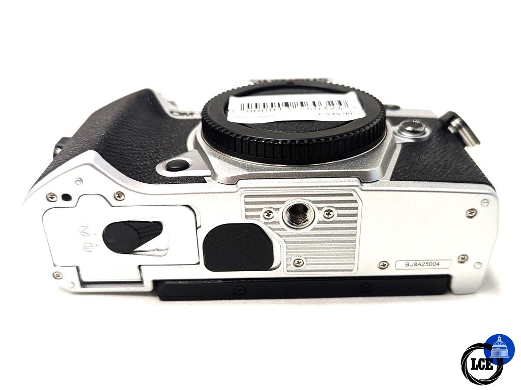 Olympus E-M5 MKIII Silver Body - 3.2k Shutter Count 