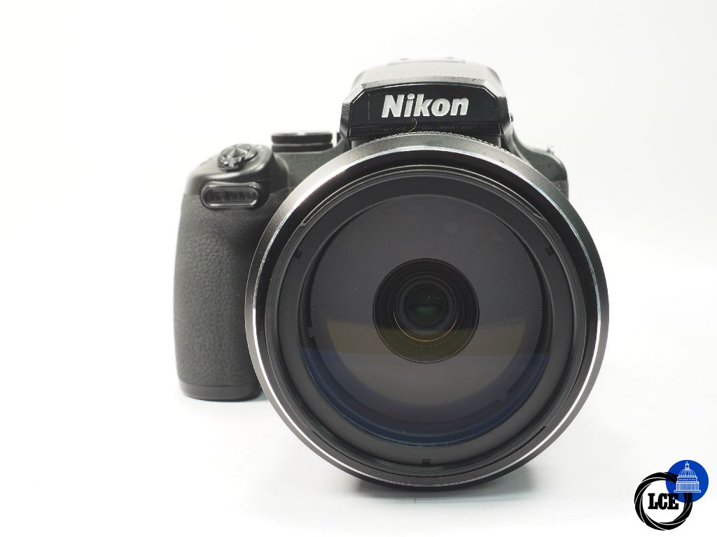 Nikon P1000 