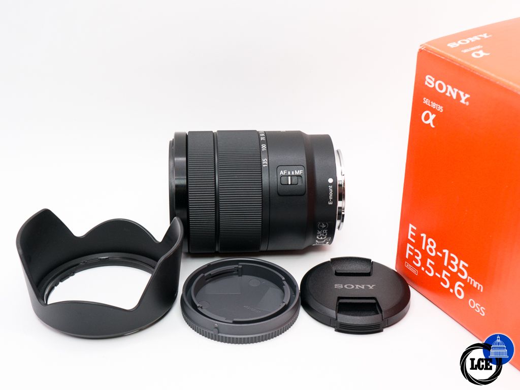 Sony E 18-135mm F3.5-5.6 OSS * MINT & BOXED *