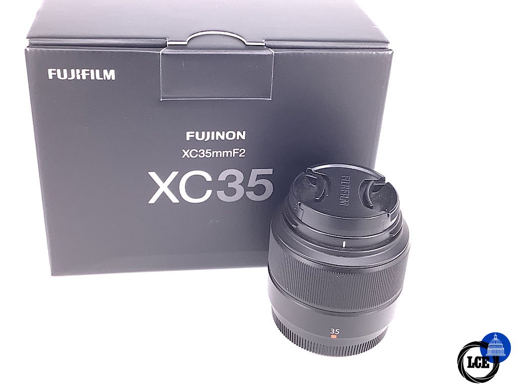 FujiFilm XC 35mm F2