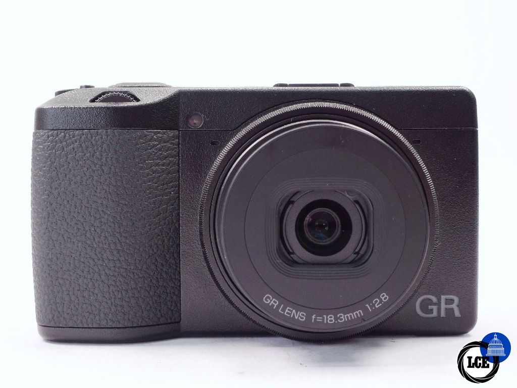 Ricoh GR III