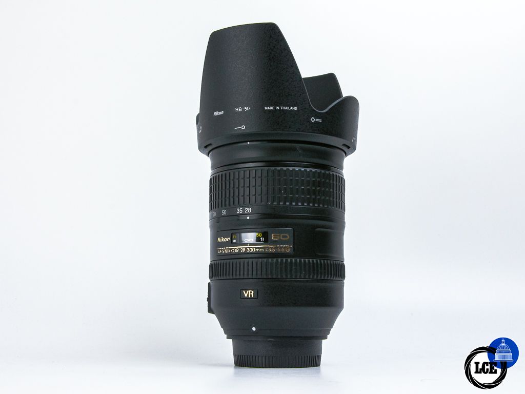 Nikon AF-S 28-300mm f3.5-5.6 G ED VR