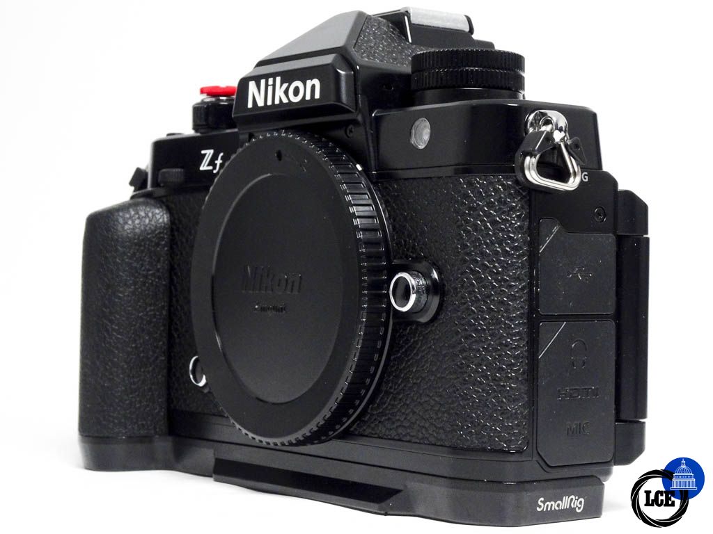 Nikon Z f + Smallrig Grip