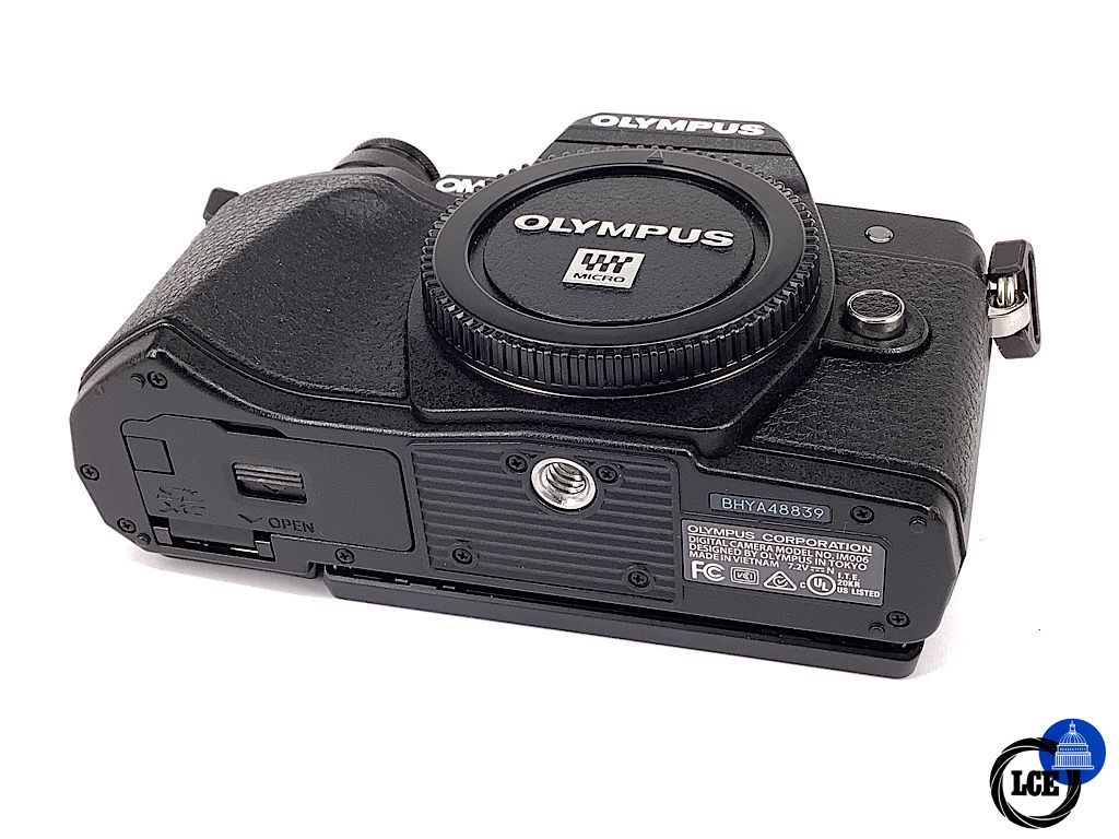 Olympus OM-D E-M10 III BODY