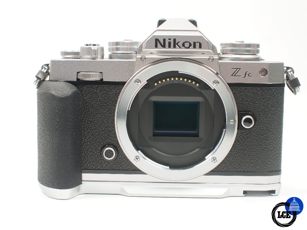 Nikon Zfc Body shutter count 83