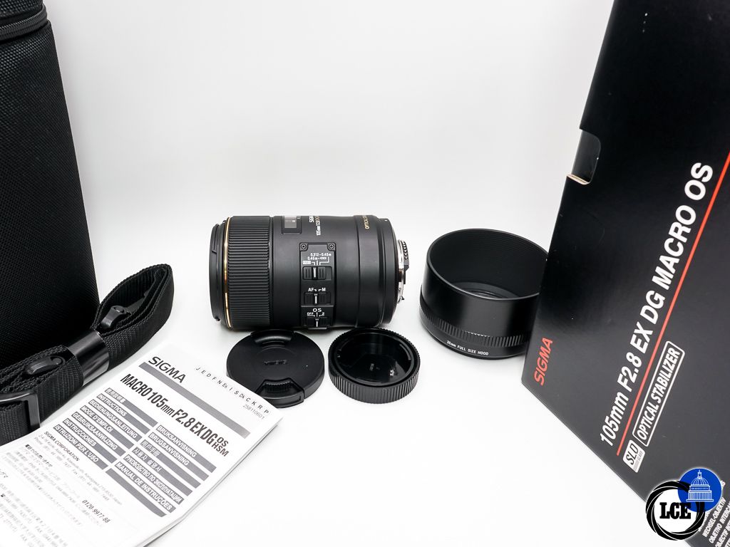 Sigma 105mm F2.8 DG Macro HSM * BOXED *