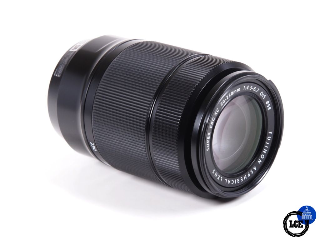 FujiFilm XC 50-230mm F4.5-6.7 OIS