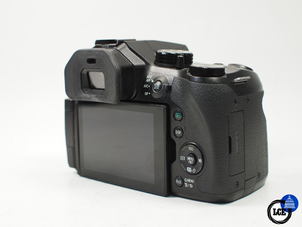 Panasonic FZ330 