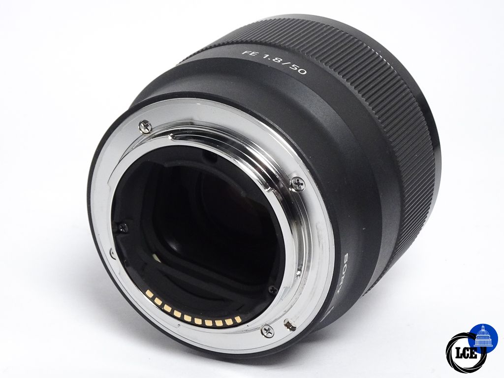 Sony FE 50mm f/1.8