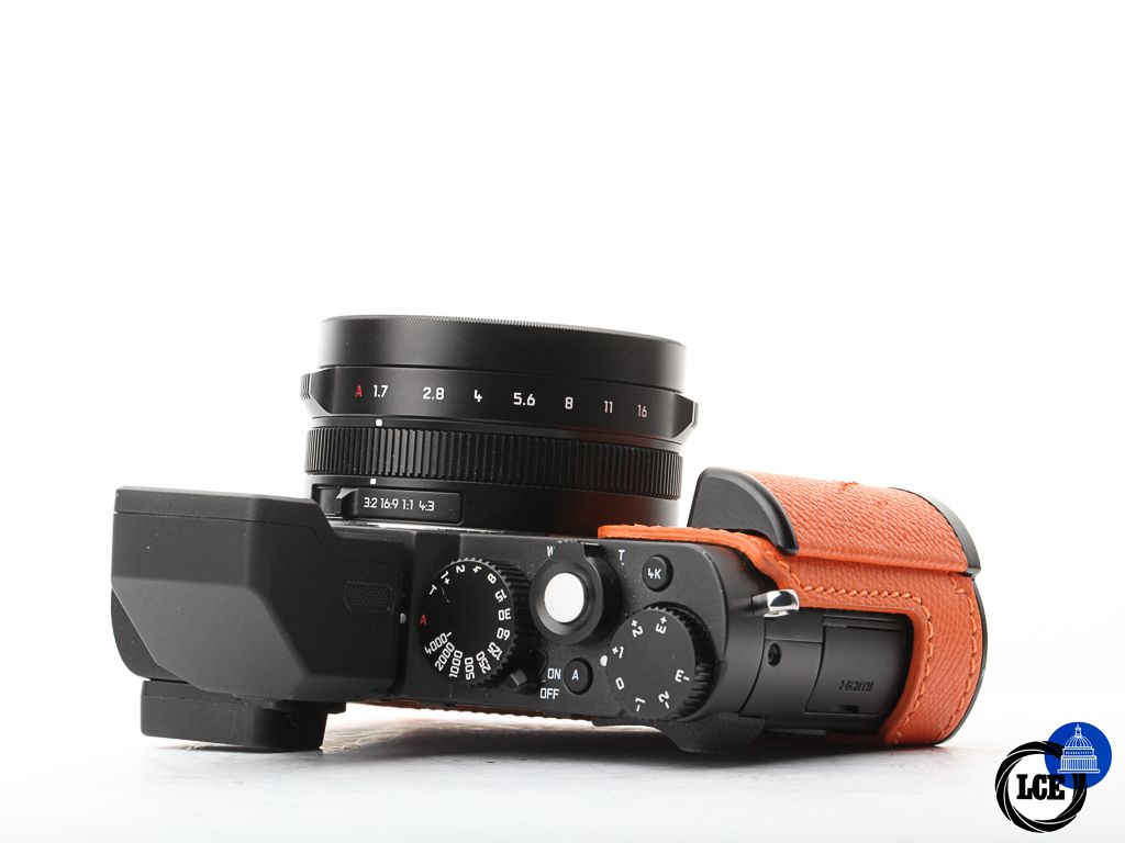 Leica D-Lux 7 [Black] + Half Case | 10112161