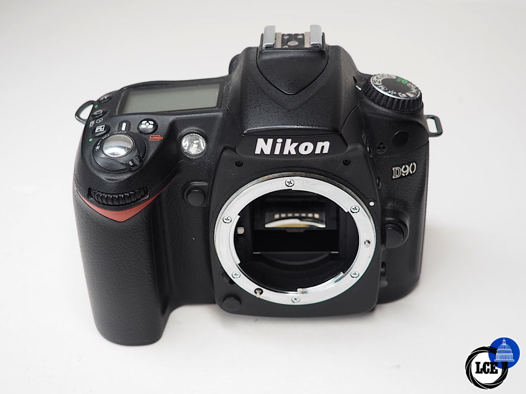 Nikon D90 Body