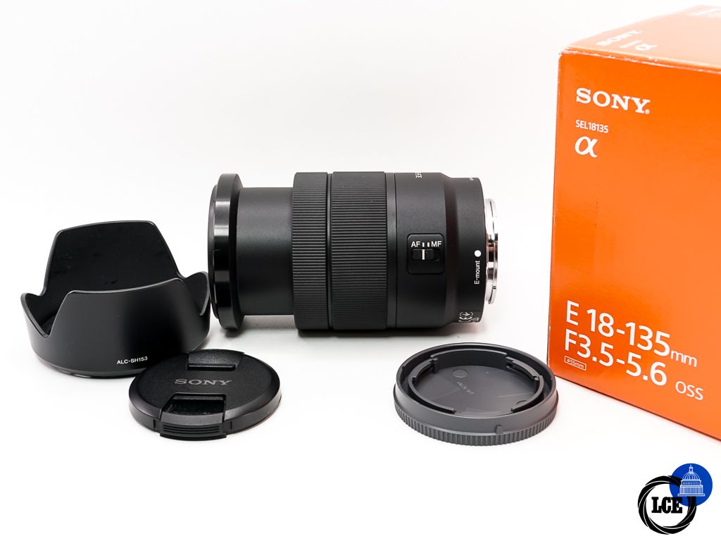 Sony E 18-135mm F3.5-5.6 OSS * BOXED *