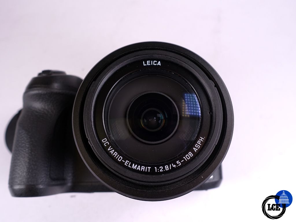 Panasonic Lumix FZ330