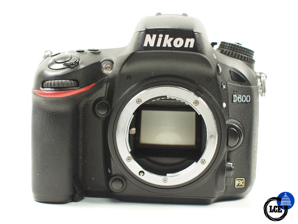 Nikon D600 60k sc