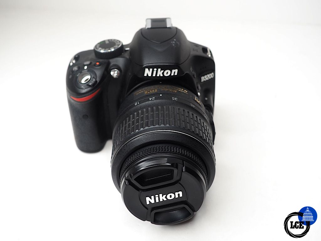 Nikon D3200 & 18-55mm