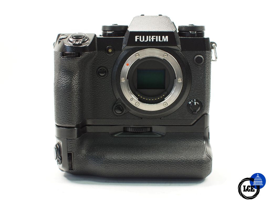 FujiFilm X-H1 + VPB-XH1 grip