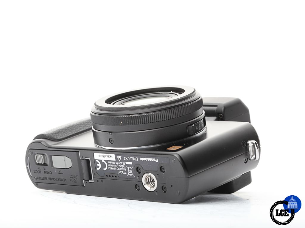 Panasonic Lumix LX7 + LVF2 Viewfinder | 10112629