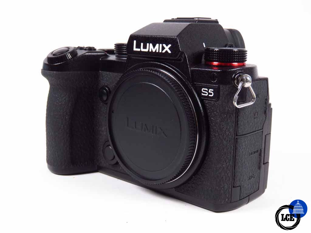 Panasonic Lumix S5