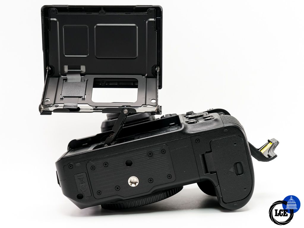 Nikon Z 8 Body * BOXED * 