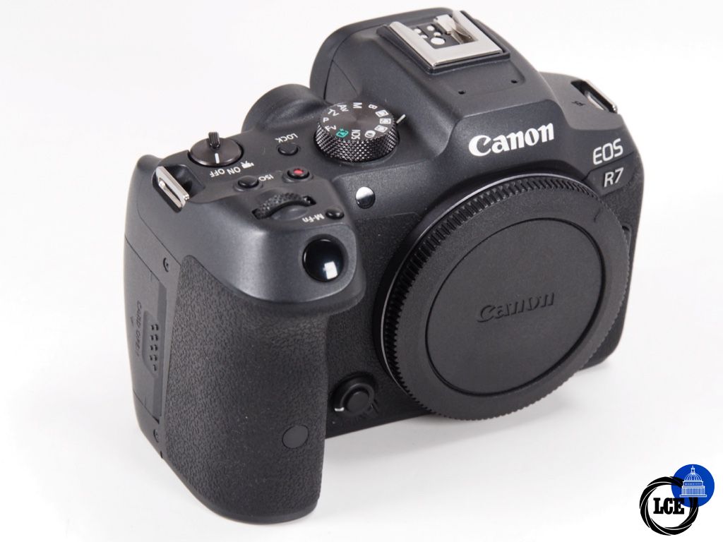 Canon R7 Body 