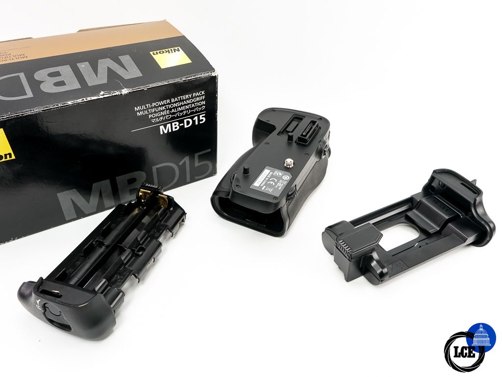 Nikon MB-D15 Battery Grip * BOXED *