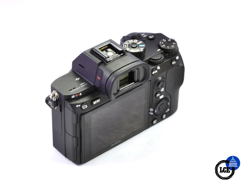 Sony A7R IIIa body