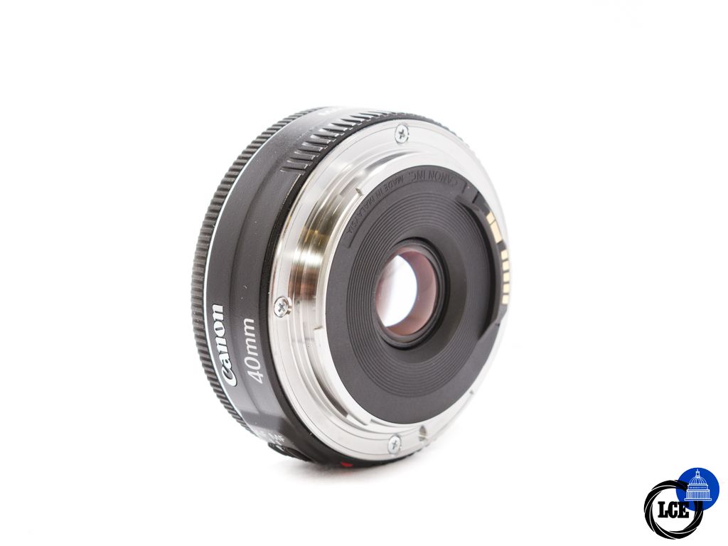 Canon EF 40mm f2.8 STM